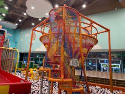 -meland亲子乐园·派对·研学(淄博万象汇店)