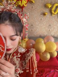 点击看大图 -拉瑞娜LaReine婚纱礼服高级定制