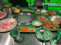 -欧巴炭烤肉오빠숯불구이(南京东路店)