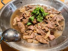 -大众跷脚牛肉馆·非遗传承单位(峨眉山店)