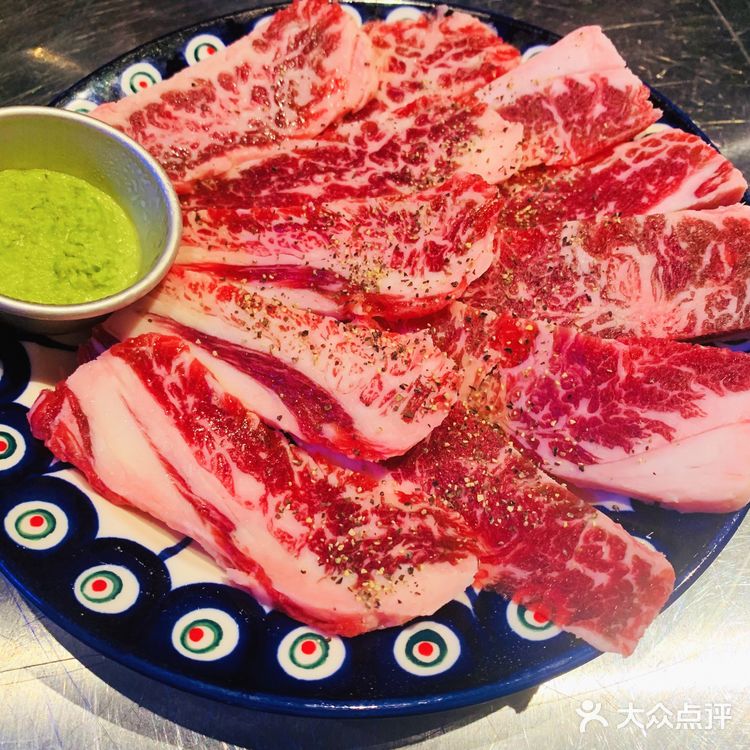 打卡最近爆火的山葵烤肉[调皮]