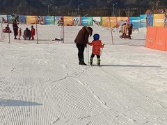 -荣盛康旅野三坡滑雪场