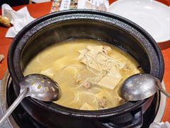 -菌之家·专业纯野生菌火锅·特色炒菌