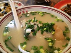 -老方桌烂蹄花川菜馆(九龙坡店)