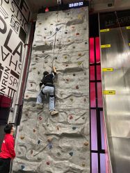 -嗨翻Hi-Fun竞技主题乐园·蹦床团建生日聚会(五棵松华熙店)