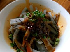 -锅巴凉粉油茶
