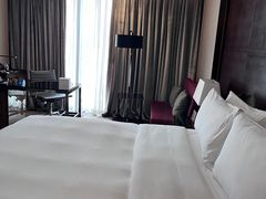 -广州天河希尔顿酒店