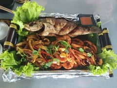 -Lanterns Vietnamese Restaurant