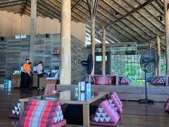 -Baan Ploy Samed Restaurant ร้านอาหารบ้านพลอยเสม็ด