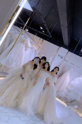 -索菲亚婚纱摄影