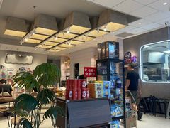-王府井奥莱临潼小镇(临潼店)