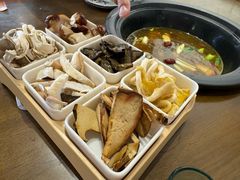 -菌乡缘·野生菌蒸汽鱼火锅(江边夜市店)