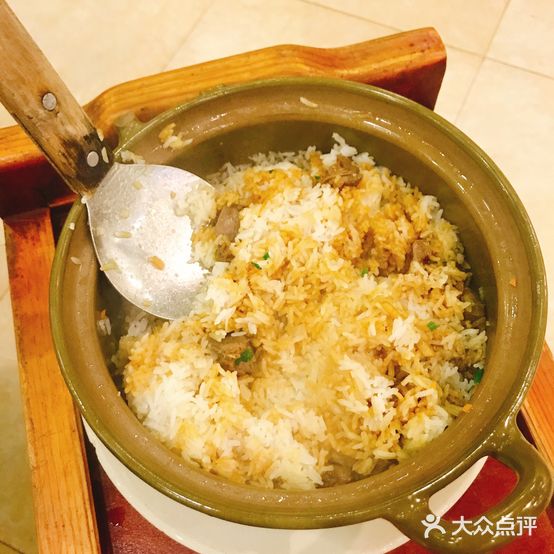 南朗朕很萌猪肚鸡(恒富祥名苑店)