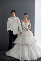 -至臻微拉婚纱摄影