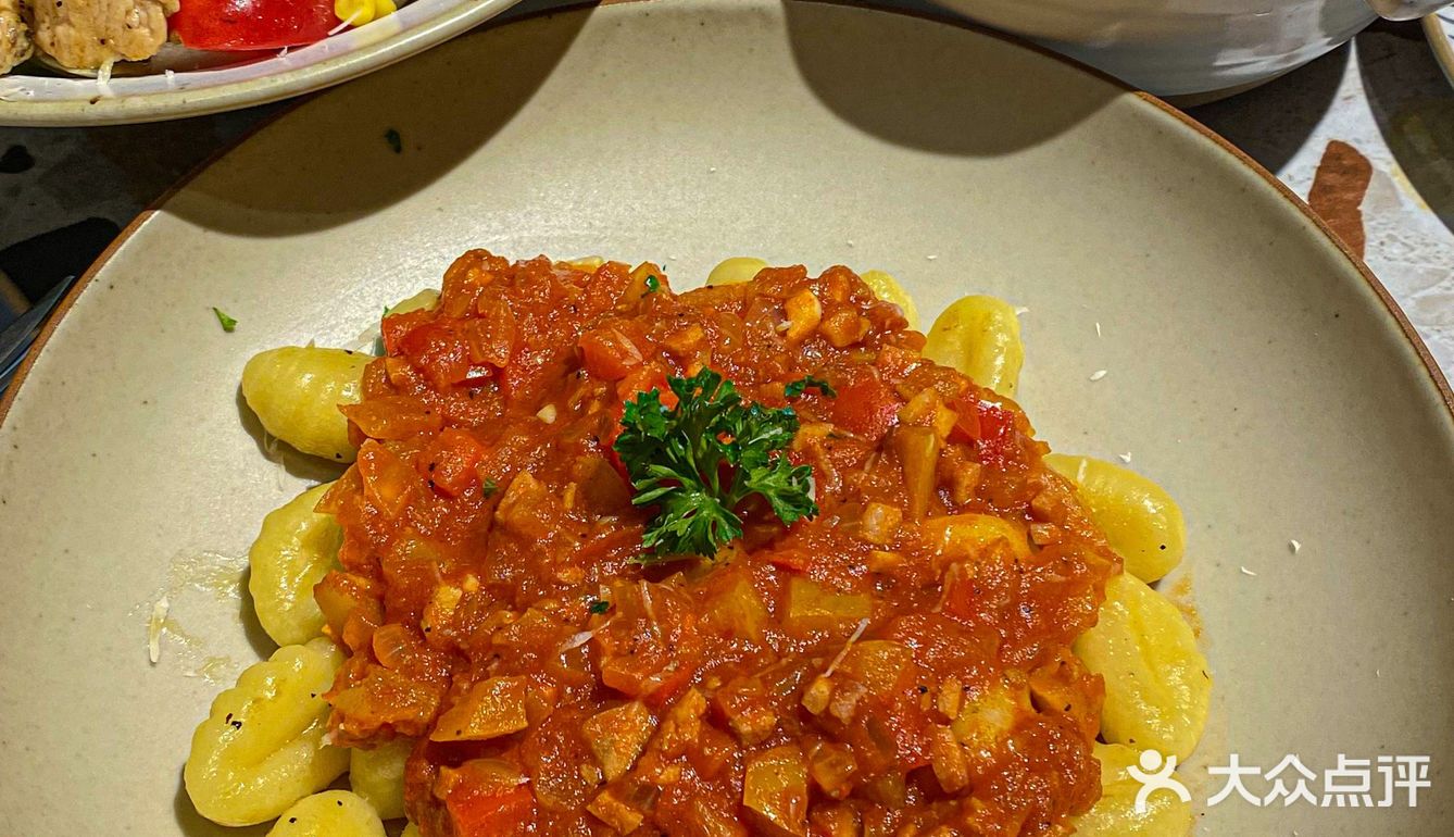 宁波新店｜坐穿2号线也要去吃的火山牛肉饭！