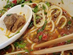 -三千粉牛肉米粉(来客茂店)