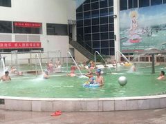 -龙脉温泉室内游泳馆