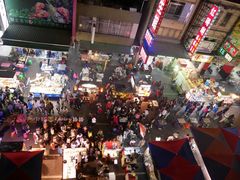 -六合夜市