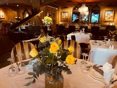 店内布置-火车头法国西餐厅