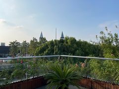 -上海星瀚奔驰4S店(红柳路店)