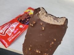 -全家便利店(愚园店)