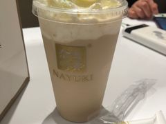 -奈雪的茶(湖滨银泰in77C区PRO店)
