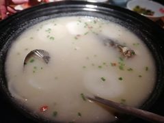 -何师傅美蛙鱼头(汉街店)