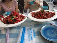 左极品汉皇虾&nbsp;&nbsp;右绝味霸王虾-霸王虾·麻辣小龙虾(清水河公园店)