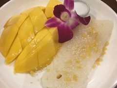 -Dang restaurant (patong phuket)