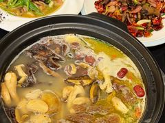 -野菌皇海景野生菌火锅(滨海大道店)