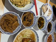 -鲁达面馆本帮风味(共康东路店)