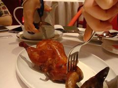 港式烤乳鸭-东富酒家(龙湖西溪天街店)
