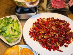 -肖四女乐山跷脚牛肉(滨江天街店)