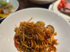 -MONICH牛排融合餐厅(和义大道购物中心店)