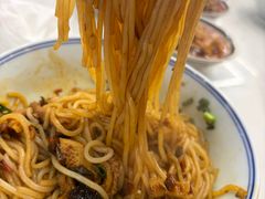 -邱芳粉店(迎宾大道旗舰店)