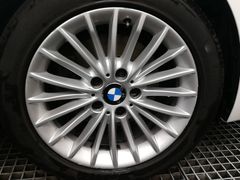 -壹捷汽车服务徐汇店(上海旗舰店·徐汇店)