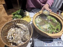 -蚝堡海鲜·威海菜·海肠捞饭·烧烤·亚洲吃蚝公司(幸福门店)