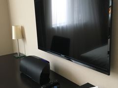 -桔子酒店(上海西藏北路地铁站店)