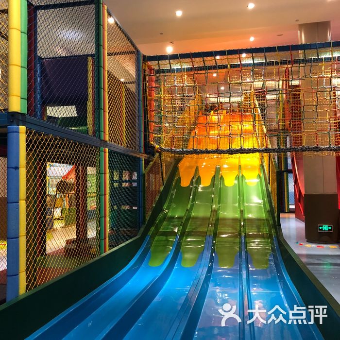 三亚湾红树林探险王国-童玩中心