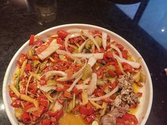 -川流不息·地道川菜·小龙虾(新松江路店)