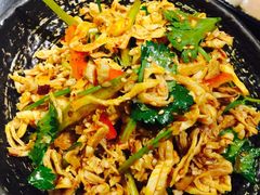 -老牌坊云南鱼豆花火锅(嵩山店)