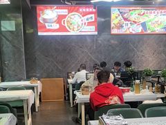 -云晓光头烧烤吧(德平路店)
