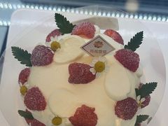 -花花卷卷·鲜食蛋糕(静安久光百货店)