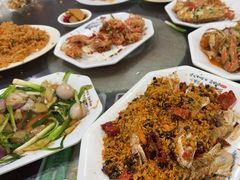 -岛中岛·海鲜大排档·万宁老字号(东澳店)