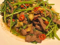 小炒黄牛肉-呷湘厨·鱼汤捞饭·剁椒鱼头·辣椒炒肉(国家会展中心店)