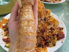 -四川小胡子海鲜(丁村万人海鲜广场店)