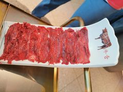 牛舌-左庭右院鲜牛肉火锅(新梅广场店)