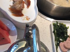 -三人行骨头王火锅(长寿店)