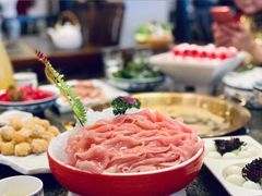 -小天鹅火锅·一线江景洪鼎旗舰店(洪崖洞店)