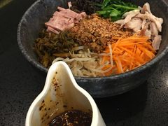 鸡丝凉米线-Colourful Yunnan Box Hill 彩云南·彩铺子